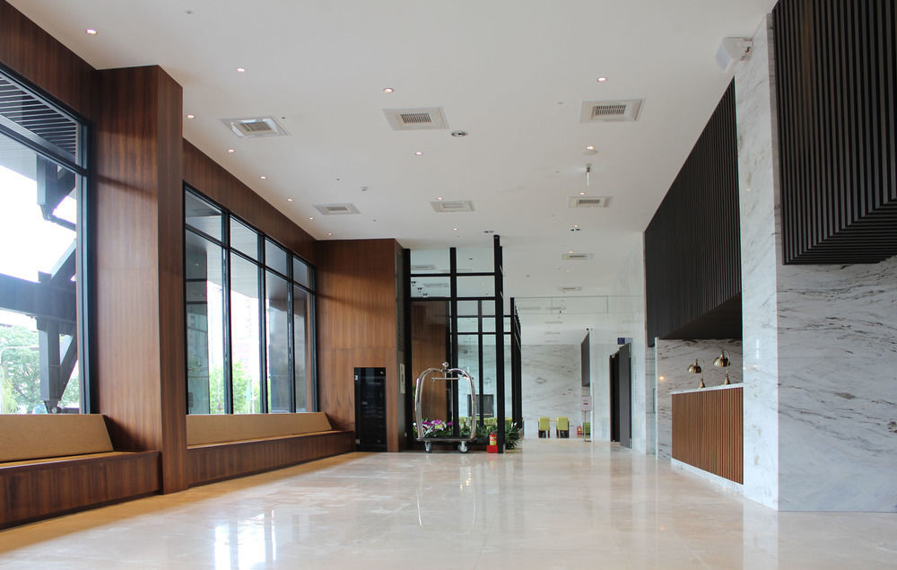Aeris International Hotel Taichung Exterior photo